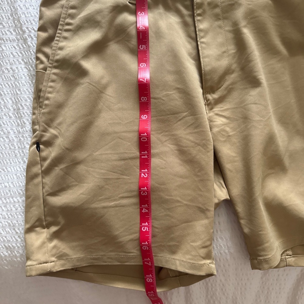 DU/ER Performance Chino Shorts Khaki Tan Stretch Mens 36 - Picture 6 of 7